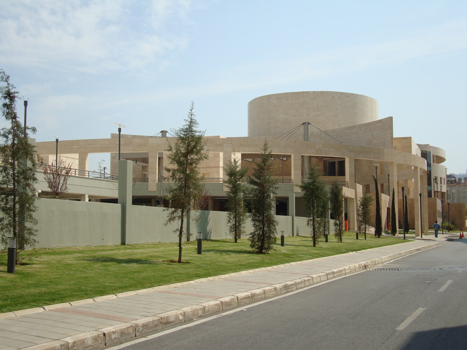 AHMED ADNAN SAYGUN ARTS CENTER ANTİK KENTİ görseli