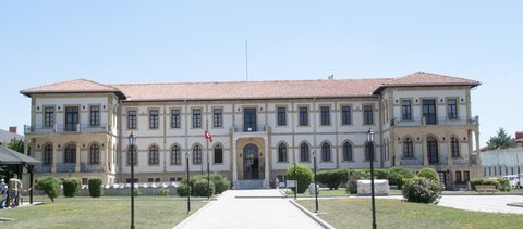ALACAHÖYÜK MÜZE VE ÖREN YERİ