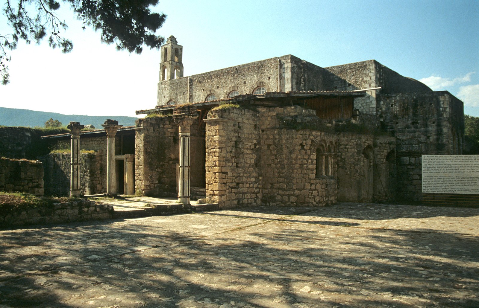 AZİZ (ST.) NİKOLAOS ANIT MÜZESİ görseli