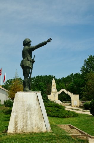 BALKAN WARS MEMORIAL CEMETERY IN EDIRNE SARAYI