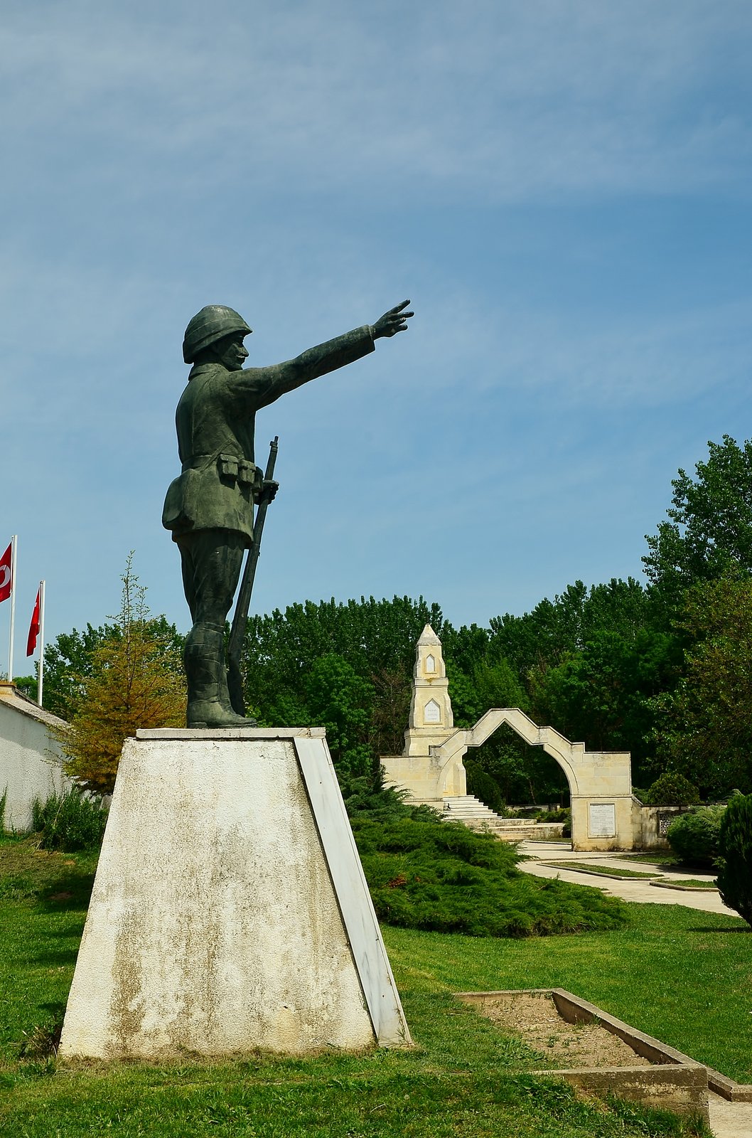 BALKAN WARS MEMORIAL CEMETERY IN EDIRNE SARAYI görseli