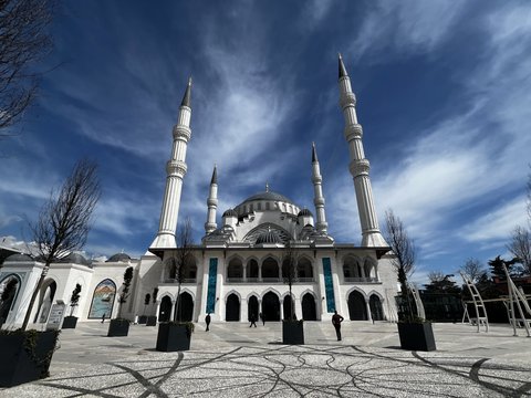 BARBAROS HAYRETTIN PASHA MOSQUE CAMİİ