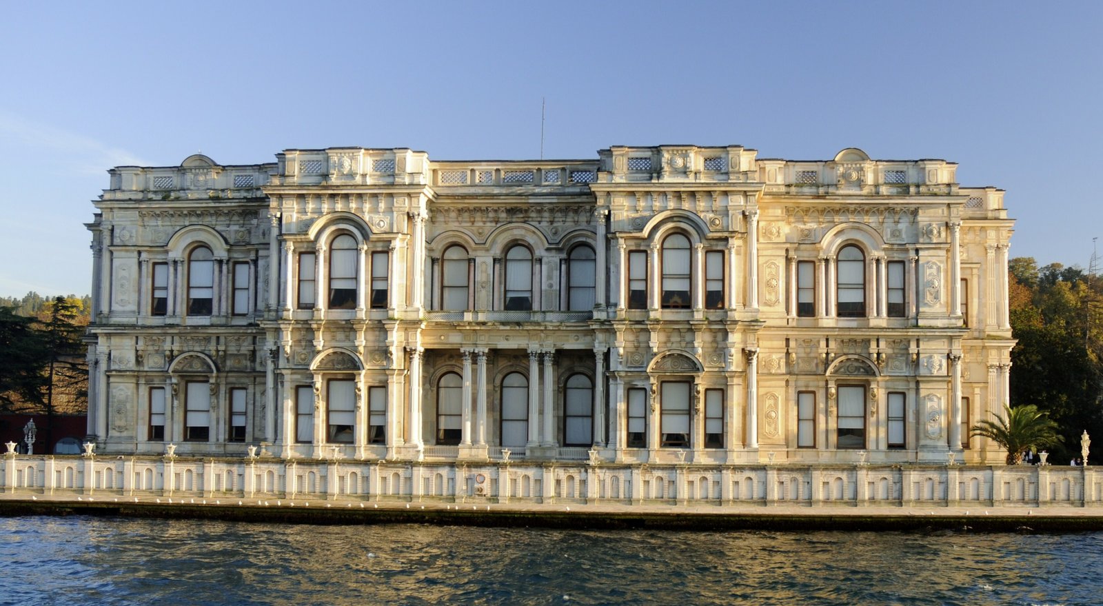 BEYLERBEYİ SARAYI görseli