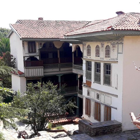 BİRGİ ÇAKIRAĞA KONAĞI