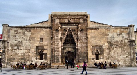 BURUCİYE MEDRESESİ