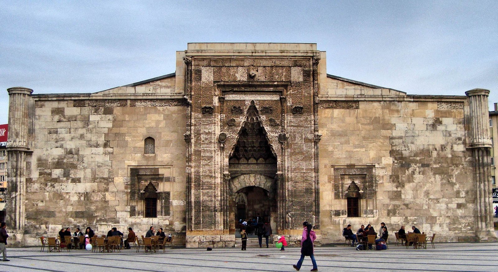 BURUCİYE MEDRESESİ görseli