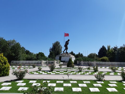 BÜYÜK TAARRUZ ŞEHİTLİĞİ VE MUSTAFA KEMAL ATATÜRK ANITI