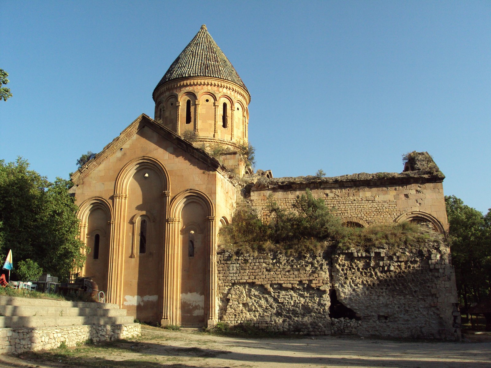 DOLİSHANE KİLİSESİ görseli