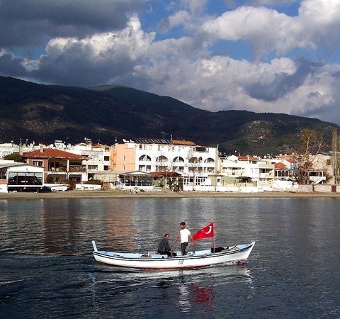 EDREMİT KIZ KALESİ SEYİR TERASI