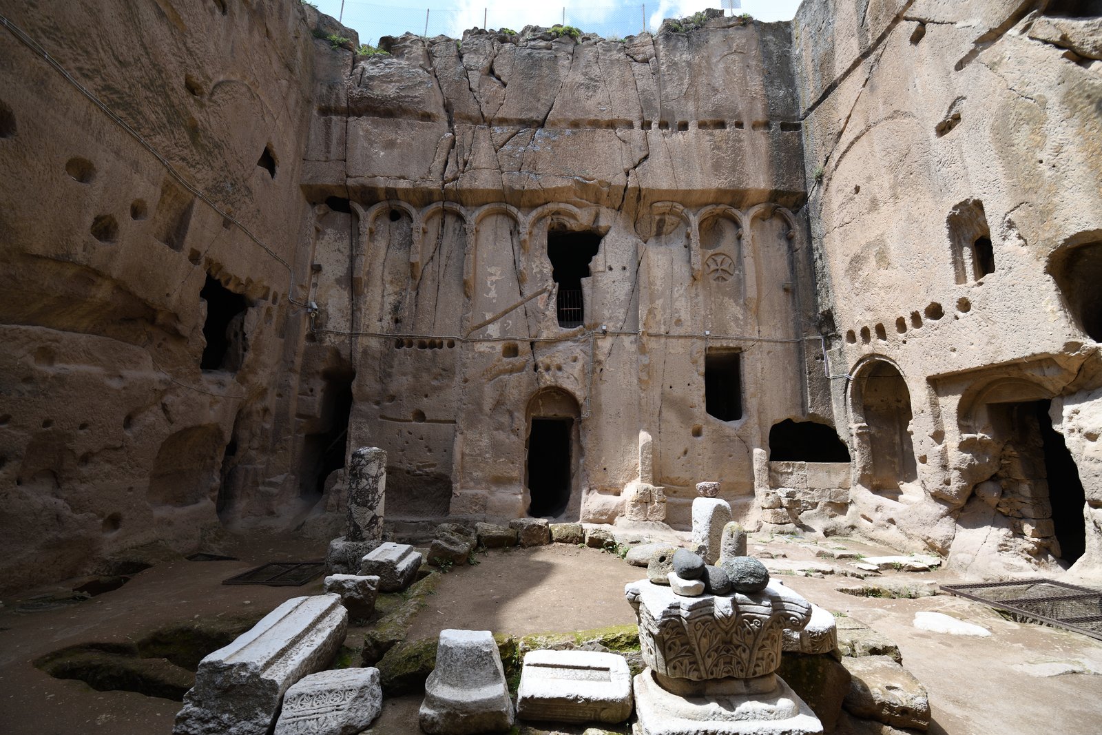 GÜMÜŞLER MANASTIRI görseli