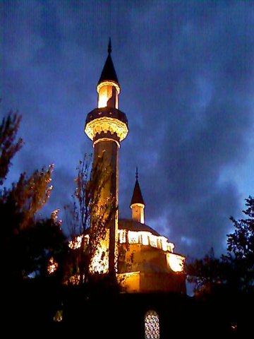 HAN CAMİİ