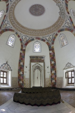 HÜMA HATUN TÜRBESİ