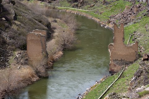 İPEK YOLU KÖPRÜSÜ