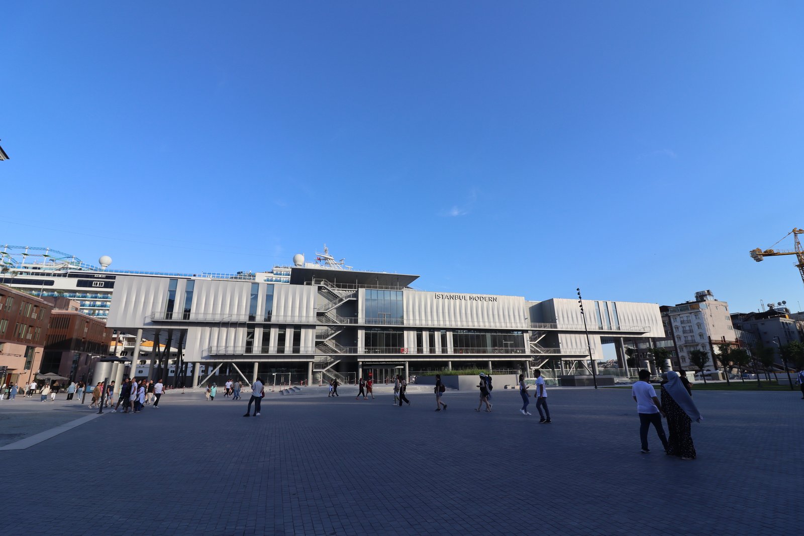 İSTANBUL MODERN SANAT MÜZESİ görseli