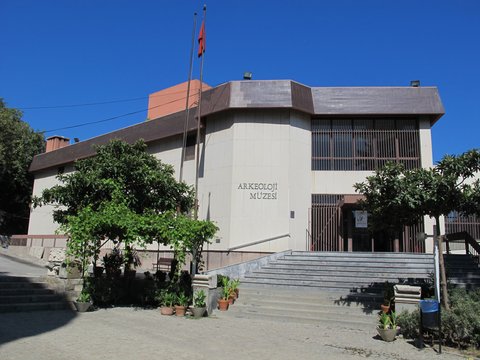İZMİR ARKEOLOJİ MÜZESİ