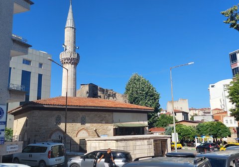 KADI CAMİİ
