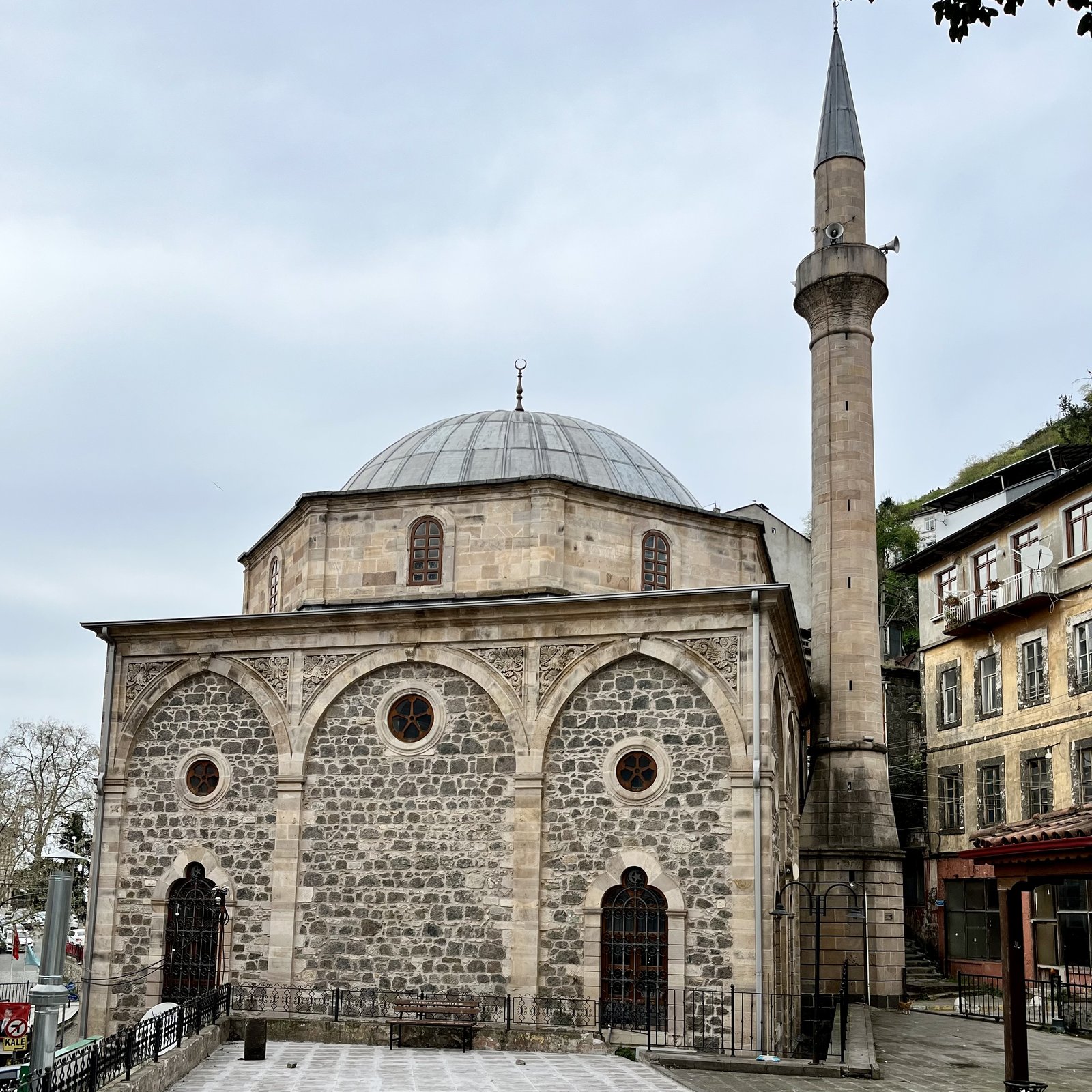 KAPU CAMİ görseli