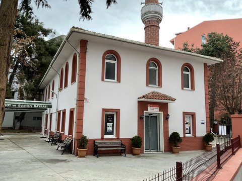KARAKAŞ BEY CAMİİ