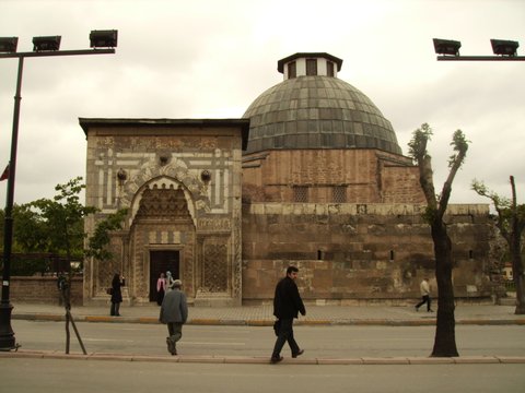 KARATAY MEDRESESİ ÇİNİ ESERLER MÜZESİ