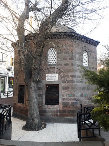 KARYAĞDI TÜRBESİ