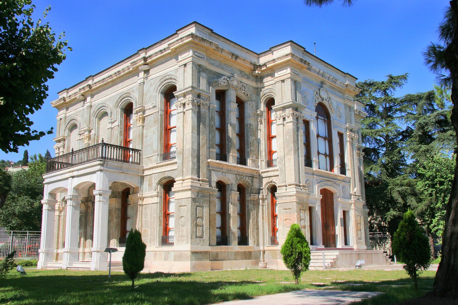KASRI HÜMAYUN SARAY MÜZESİ görseli