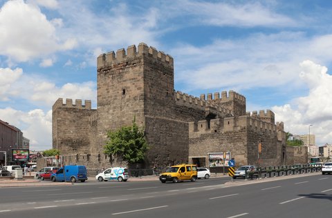 KAYSERİ KALESİ