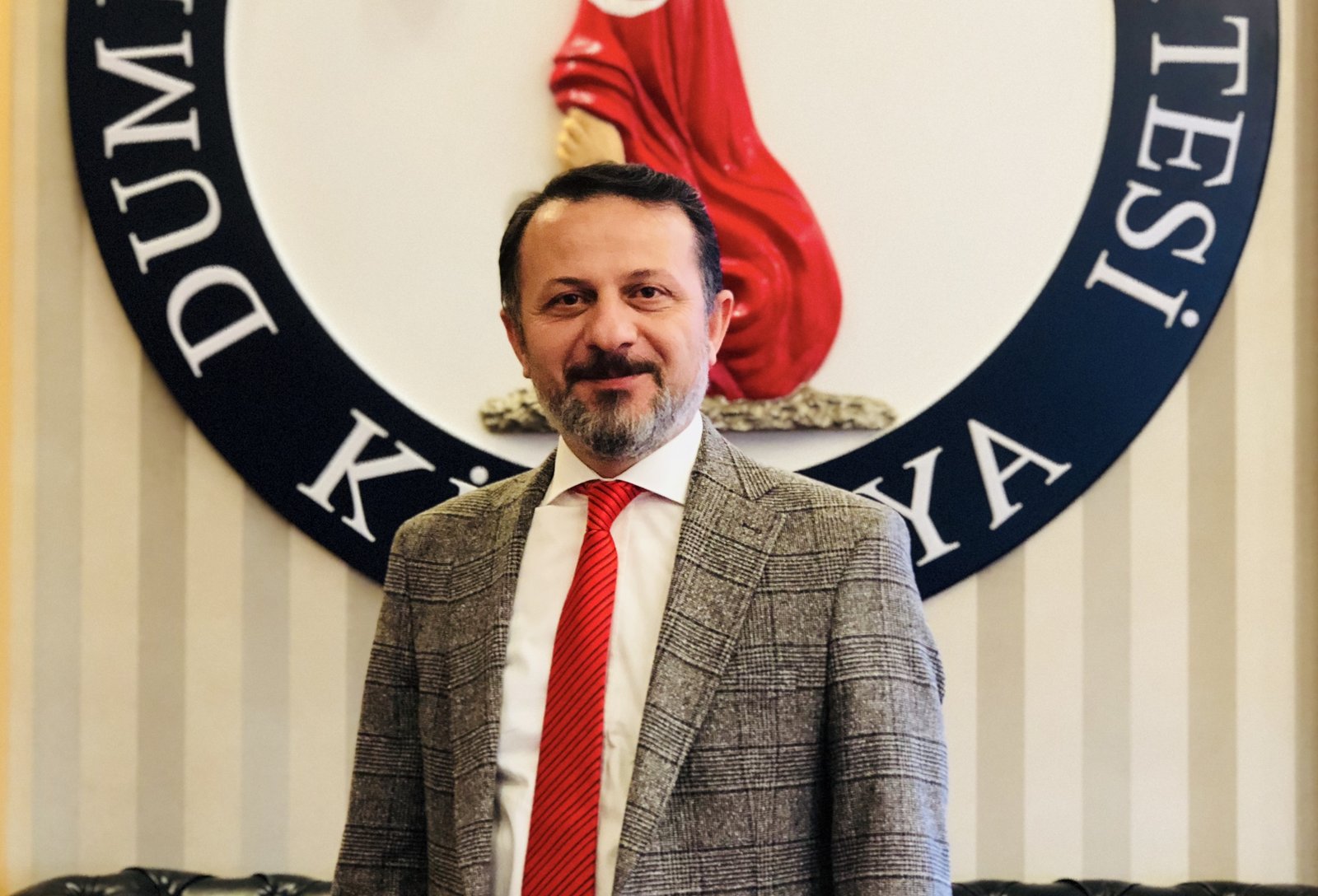 KIRIK KAĞNI VE ÜÇ KOMUTAN ANITI görseli