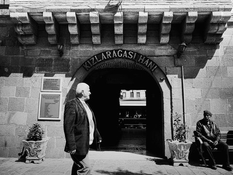 KIZLARAĞASI HANI
