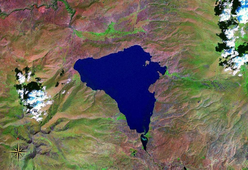 LAKE ÇILDIR GÖLÜ görseli