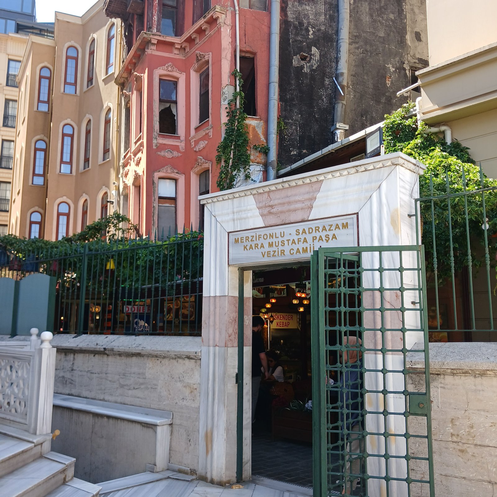 20250816 Merzifonlu-Sadrazam Kara Mustafa Paşa Vezir Camii 02.jpg