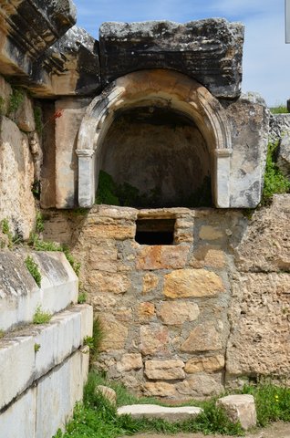 PLOUTONION AT HIERAPOLIS ANTİK KENTİ