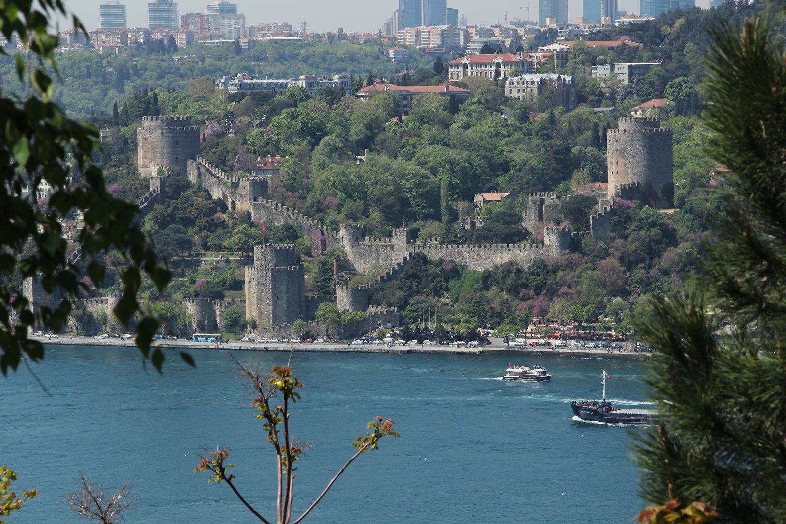 Rumeli Hisarı - Otağtepeden Görünüşü.jpg