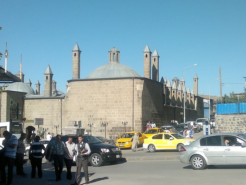 RÜSTEM PAŞA KERVANSARAYI görseli