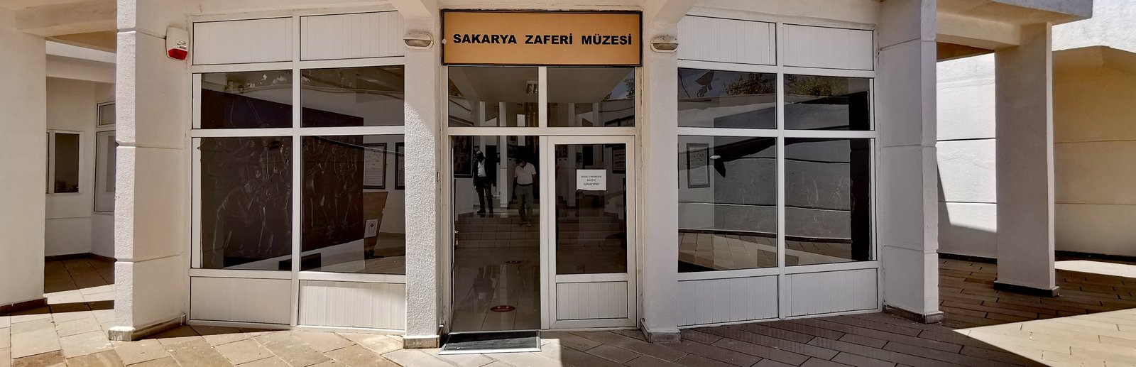 SAKARYA ŞEHİTLERİ VE ZAFER ANITI MÜZESİ görseli