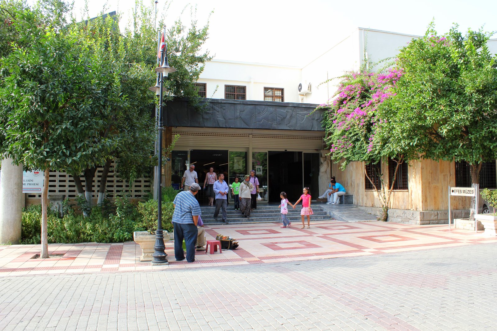 SELÇUK EFES MÜZESİ görseli