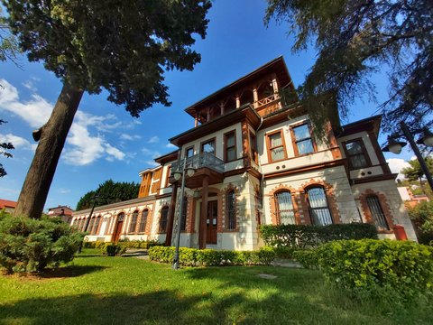 SELİM SIRRI PAŞA KONAĞI