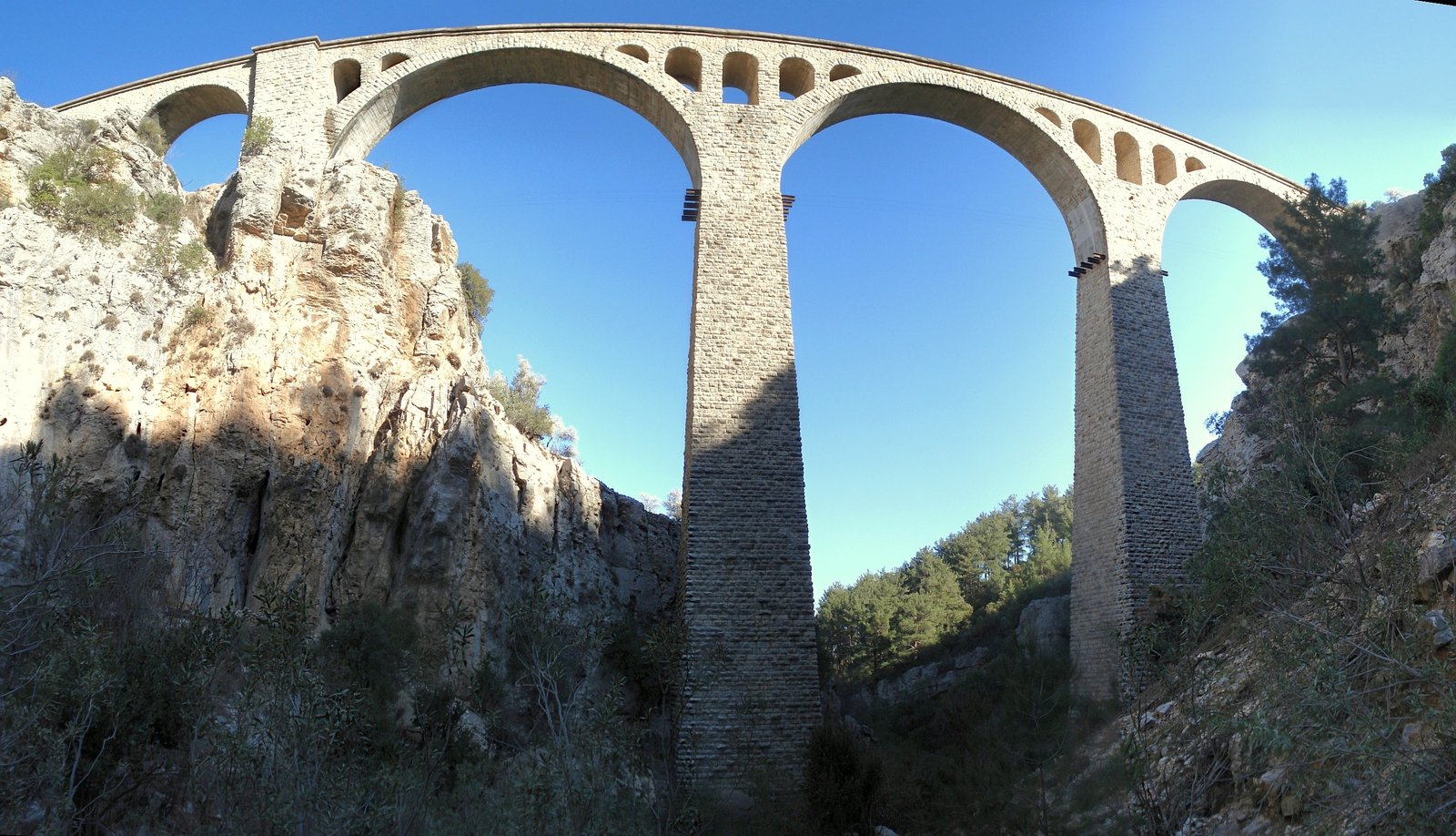 VARDA VIADUCT ANTİK KENTİ görseli