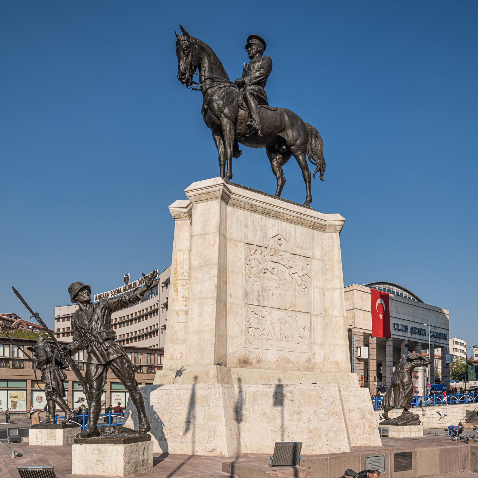 VICTORY MONUMENT görseli