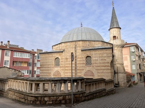 YAHYA BEY MOSQUE CAMİİ