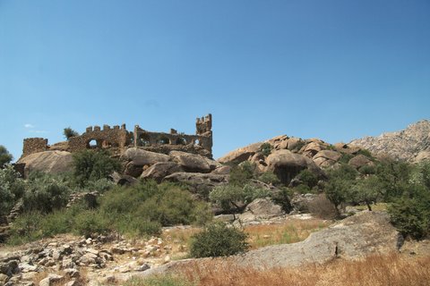 YEDİLER MANASTIRI
