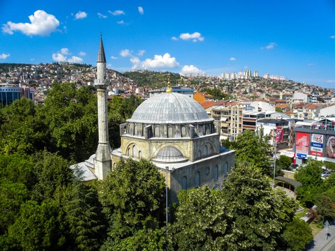 YENİ CUMA CAMİİ