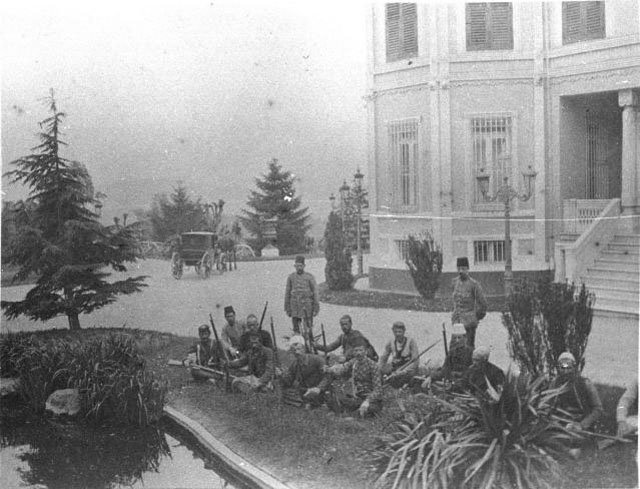 Soldiers of the Action Army in the Imperial Palace.jpg